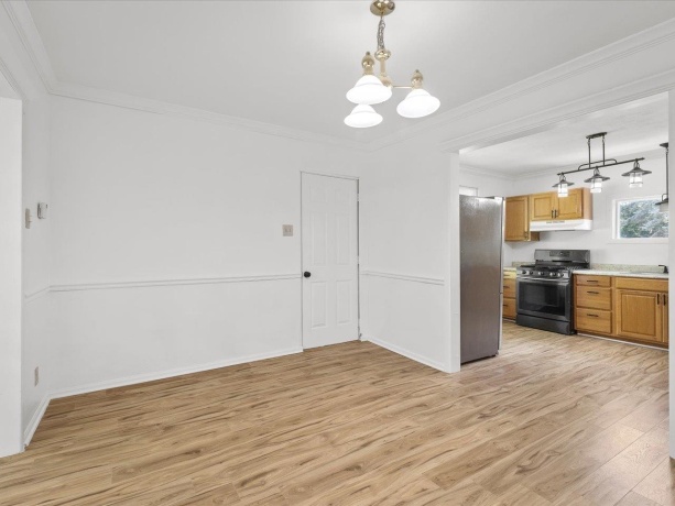 140 Walnut, Cedarville, Illinois 61013, 3 Bedrooms Bedrooms, ,2 BathroomsBathrooms,House,For Sale,Walnut,202504970