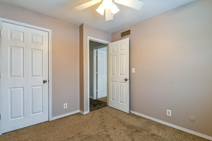 5368 PEBBLE CREEK, LOVES PARK, Illinois 61111, 3 Bedrooms Bedrooms, ,2 BathroomsBathrooms,House,For Sale,PEBBLE CREEK,202507392