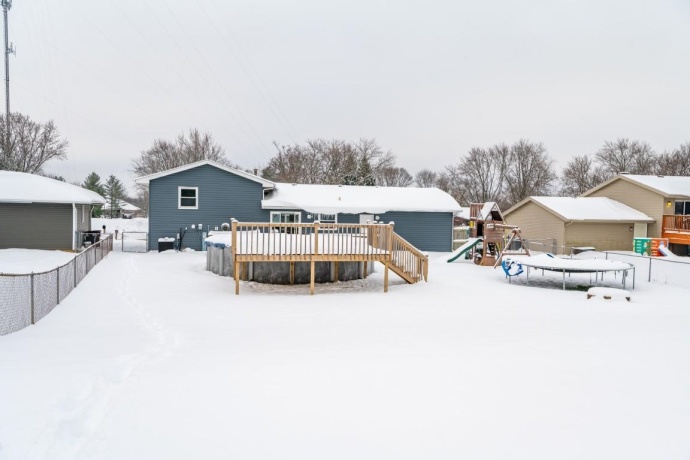 5368 PEBBLE CREEK, LOVES PARK, Illinois 61111, 3 Bedrooms Bedrooms, ,2 BathroomsBathrooms,House,For Sale,PEBBLE CREEK,202507392