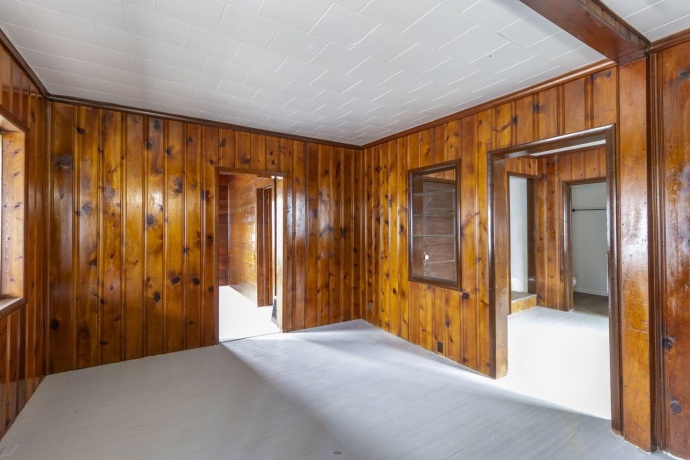 325 Stearns, FREEPORT, Illinois 61032, 3 Bedrooms Bedrooms, ,1 BathroomBathrooms,House,For Sale,Stearns,202507393