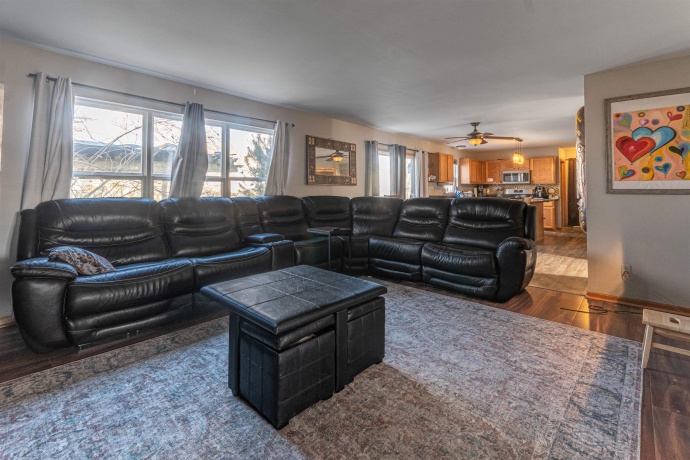 738 Trent, LOVES PARK, Illinois 61111, 4 Bedrooms Bedrooms, ,2 BathroomsBathrooms,House,For Sale,Trent,202507394