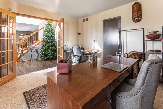 738 Trent, LOVES PARK, Illinois 61111, 4 Bedrooms Bedrooms, ,2 BathroomsBathrooms,House,For Sale,Trent,202507394