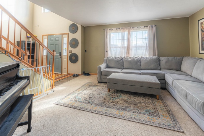 738 Trent, LOVES PARK, Illinois 61111, 4 Bedrooms Bedrooms, ,2 BathroomsBathrooms,House,For Sale,Trent,202507394