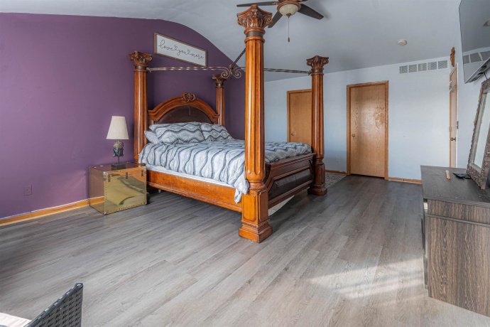 738 Trent, LOVES PARK, Illinois 61111, 4 Bedrooms Bedrooms, ,2 BathroomsBathrooms,House,For Sale,Trent,202507394