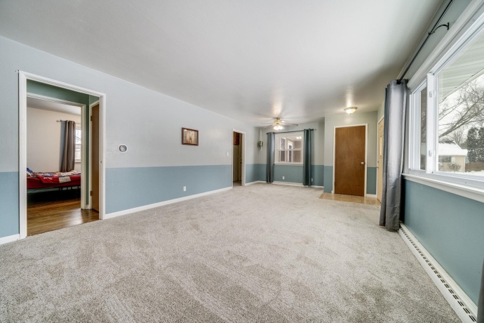 301 Barbara, MOUNT MORRIS, Illinois 61054, 3 Bedrooms Bedrooms, ,1 BathroomBathrooms,House,For Sale,Barbara,202507396