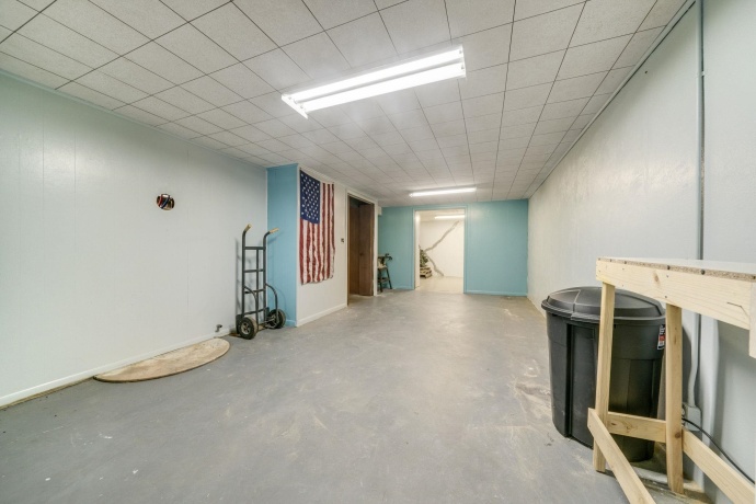 301 Barbara, MOUNT MORRIS, Illinois 61054, 3 Bedrooms Bedrooms, ,1 BathroomBathrooms,House,For Sale,Barbara,202507396