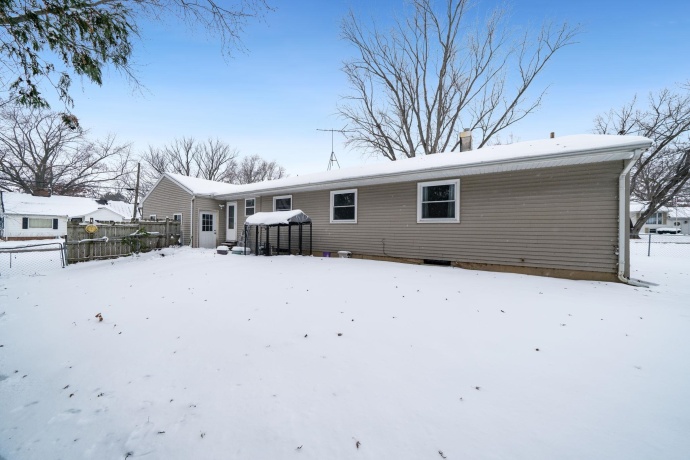 301 Barbara, MOUNT MORRIS, Illinois 61054, 3 Bedrooms Bedrooms, ,1 BathroomBathrooms,House,For Sale,Barbara,202507396