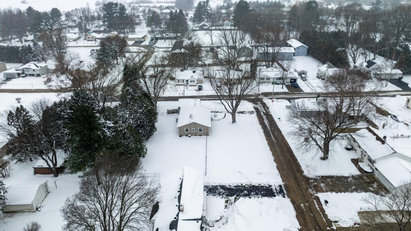 301 Barbara, MOUNT MORRIS, Illinois 61054, 3 Bedrooms Bedrooms, ,1 BathroomBathrooms,House,For Sale,Barbara,202507396