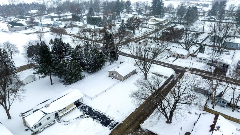 301 Barbara, MOUNT MORRIS, Illinois 61054, 3 Bedrooms Bedrooms, ,1 BathroomBathrooms,House,For Sale,Barbara,202507396