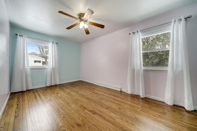 301 Barbara, MOUNT MORRIS, Illinois 61054, 3 Bedrooms Bedrooms, ,1 BathroomBathrooms,House,For Sale,Barbara,202507396