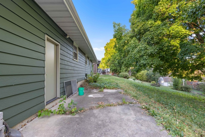 336 KENILWORTH, ROCKFORD, Illinois 61108, 3 Bedrooms Bedrooms, ,2 BathroomsBathrooms,House,For Sale,KENILWORTH,202506336