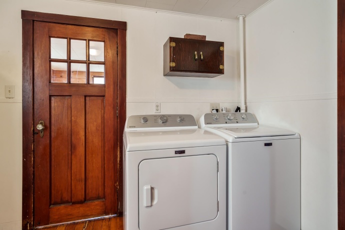 827 Sawyer, ROCKFORD, Illinois 61109, 2 Bedrooms Bedrooms, ,1 BathroomBathrooms,House,For Sale,Sawyer,202507398