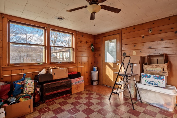 827 Sawyer, ROCKFORD, Illinois 61109, 2 Bedrooms Bedrooms, ,1 BathroomBathrooms,House,For Sale,Sawyer,202507398