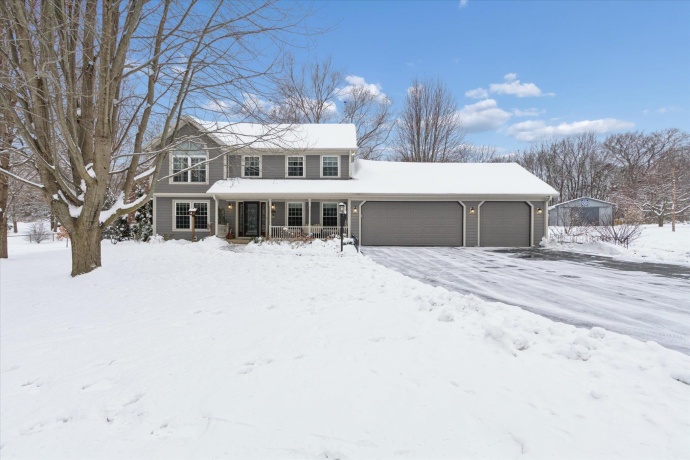 10906 HAMBORG, ROSCOE, Illinois 61073, 4 Bedrooms Bedrooms, ,2 BathroomsBathrooms,House,For Sale,HAMBORG,202507399