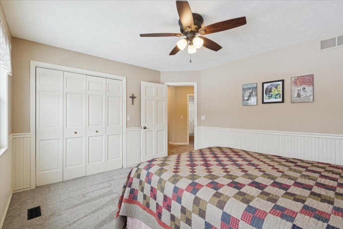 10906 HAMBORG, ROSCOE, Illinois 61073, 4 Bedrooms Bedrooms, ,2 BathroomsBathrooms,House,For Sale,HAMBORG,202507399