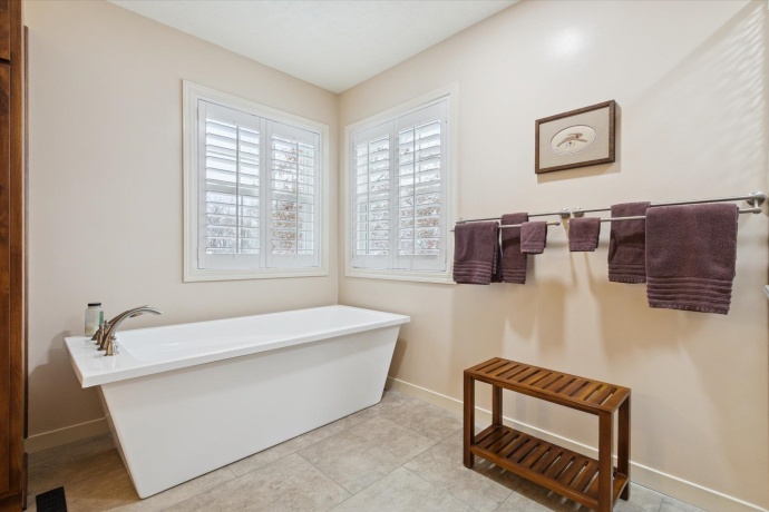 10906 HAMBORG, ROSCOE, Illinois 61073, 4 Bedrooms Bedrooms, ,2 BathroomsBathrooms,House,For Sale,HAMBORG,202507399