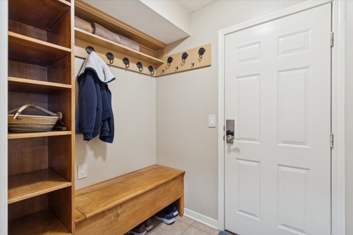 10906 HAMBORG, ROSCOE, Illinois 61073, 4 Bedrooms Bedrooms, ,2 BathroomsBathrooms,House,For Sale,HAMBORG,202507399