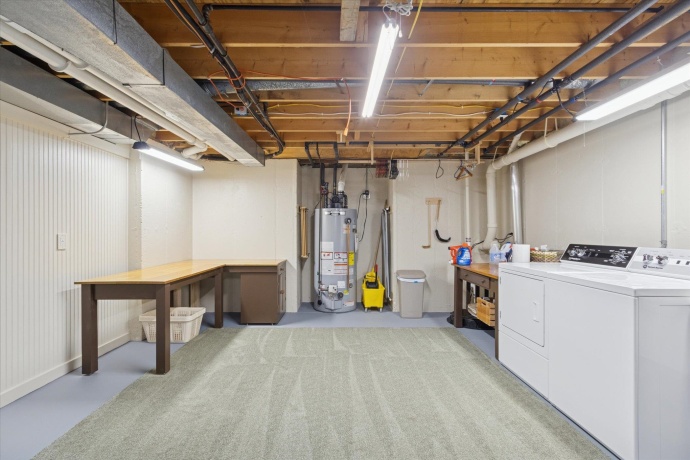 10906 HAMBORG, ROSCOE, Illinois 61073, 4 Bedrooms Bedrooms, ,2 BathroomsBathrooms,House,For Sale,HAMBORG,202507399