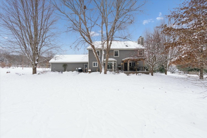 10906 HAMBORG, ROSCOE, Illinois 61073, 4 Bedrooms Bedrooms, ,2 BathroomsBathrooms,House,For Sale,HAMBORG,202507399