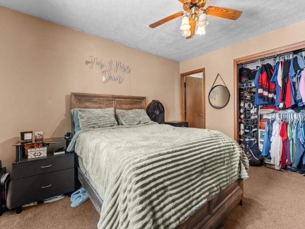 625 Robert, ROCKFORD, Illinois 61107, 4 Bedrooms Bedrooms, ,3 BathroomsBathrooms,House,For Sale,Robert,202507401