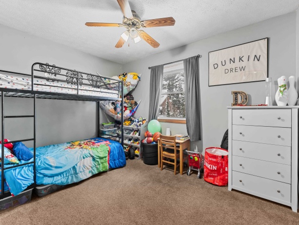 625 Robert, ROCKFORD, Illinois 61107, 4 Bedrooms Bedrooms, ,3 BathroomsBathrooms,House,For Sale,Robert,202507401