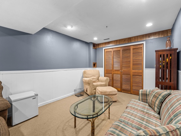 625 Robert, ROCKFORD, Illinois 61107, 4 Bedrooms Bedrooms, ,3 BathroomsBathrooms,House,For Sale,Robert,202507401