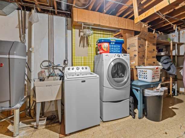 625 Robert, ROCKFORD, Illinois 61107, 4 Bedrooms Bedrooms, ,3 BathroomsBathrooms,House,For Sale,Robert,202507401