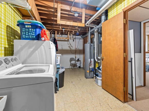 625 Robert, ROCKFORD, Illinois 61107, 4 Bedrooms Bedrooms, ,3 BathroomsBathrooms,House,For Sale,Robert,202507401