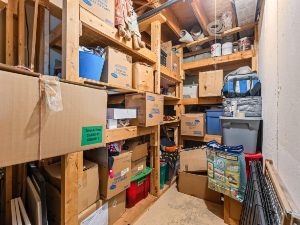 625 Robert, ROCKFORD, Illinois 61107, 4 Bedrooms Bedrooms, ,3 BathroomsBathrooms,House,For Sale,Robert,202507401