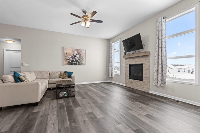 12630 SCARSDALE, LOVES PARK, Illinois 61111, 3 Bedrooms Bedrooms, ,2 BathroomsBathrooms,House,For Sale,SCARSDALE,202507403