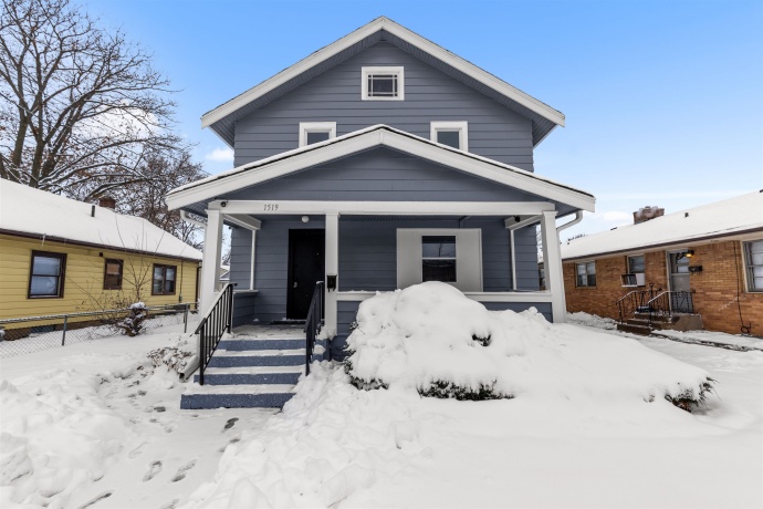 1519 13th, ROCKFORD, Illinois 61104, 4 Bedrooms Bedrooms, ,2 BathroomsBathrooms,House,For Sale,13th,202507404