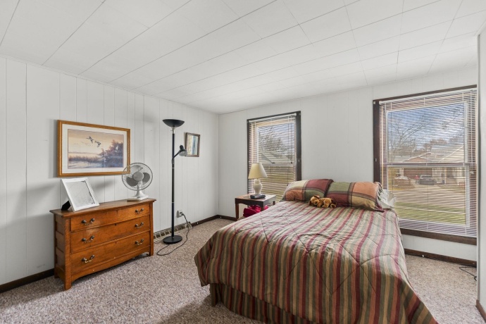 1111 Pearl, BELVIDERE, Illinois 61008, 5 Bedrooms Bedrooms, ,2 BathroomsBathrooms,House,For Sale,Pearl,202507405