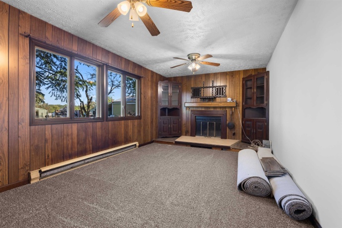 11754 Wange, CAPRON, Illinois 61012, 3 Bedrooms Bedrooms, ,2 BathroomsBathrooms,House,For Sale,Wange,202506069