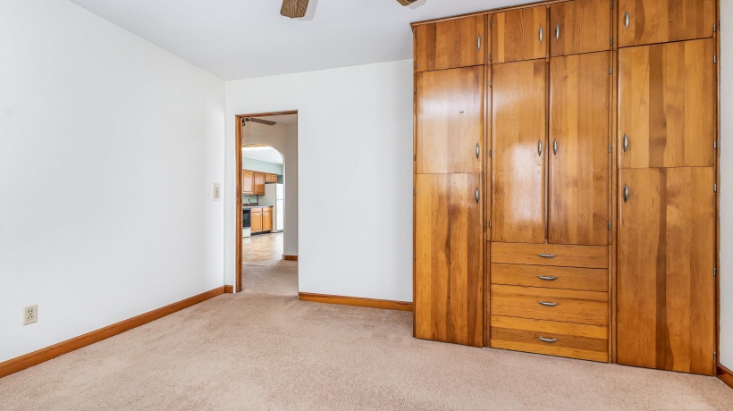 319 Catlin, ELIZABETH, Illinois 61028, 2 Bedrooms Bedrooms, ,1 BathroomBathrooms,House,For Sale,Catlin,202507408