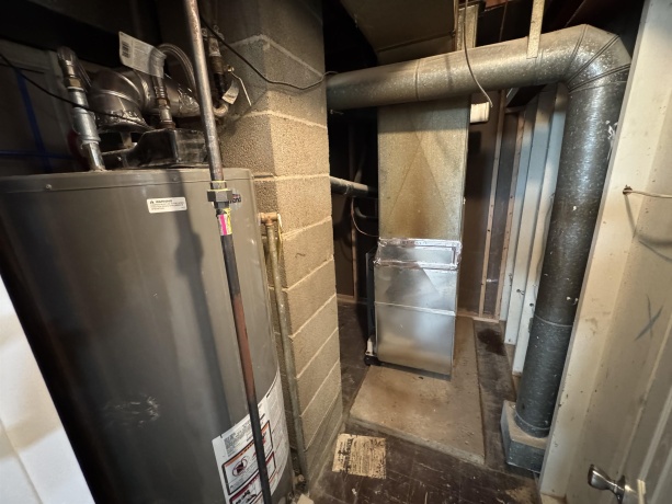 2737 Broadmoor, ROCKFORD, Illinois 61108, 3 Bedrooms Bedrooms, ,2 BathroomsBathrooms,House,For Sale,Broadmoor,202506064