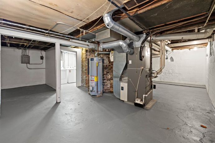 1016 B, ROCKFORD, Illinois 61107, 3 Bedrooms Bedrooms, ,1 BathroomBathrooms,House,For Sale,B,202507411