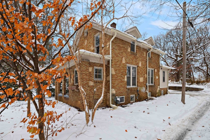 1016 B, ROCKFORD, Illinois 61107, 3 Bedrooms Bedrooms, ,1 BathroomBathrooms,House,For Sale,B,202507411