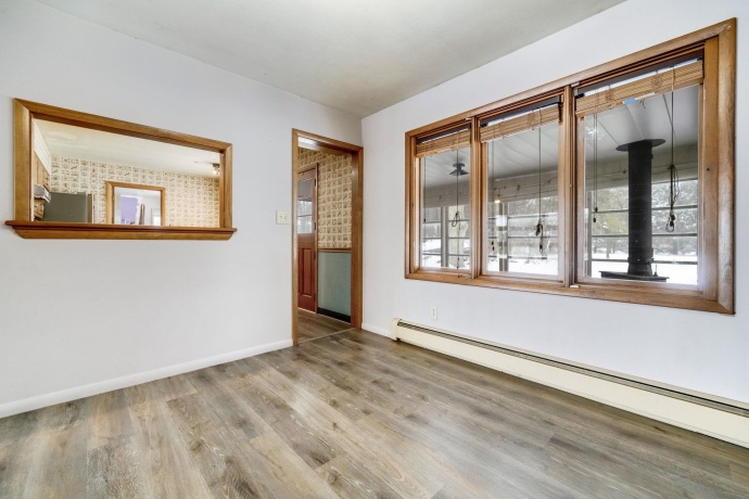 1849 Weller, MOUNT MORRIS, Illinois 61054, 3 Bedrooms Bedrooms, ,2 BathroomsBathrooms,House,For Sale,Weller,202507412