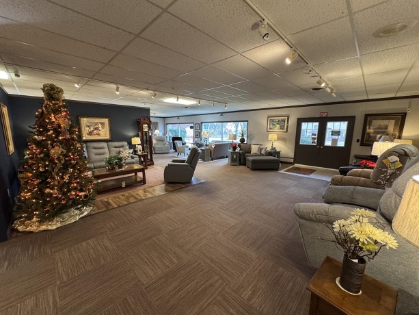 207 Broadway, MOUNT CARROLL, Illinois 61053, ,Commercial,For Sale,Broadway,202507416