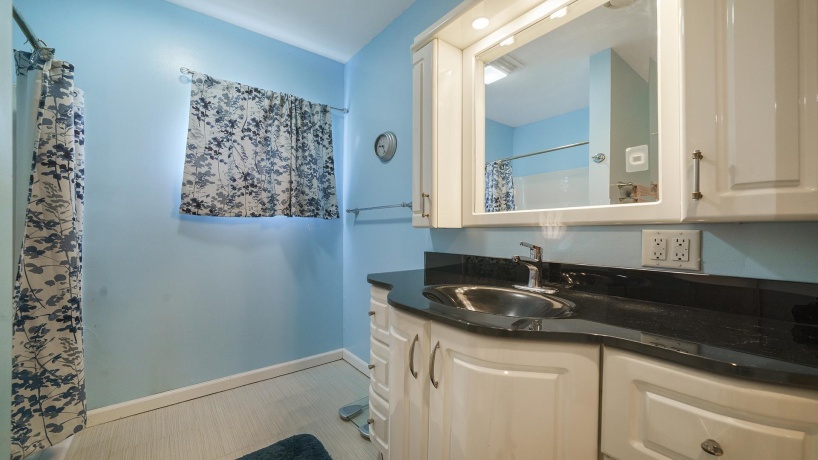 298 IL RT 2, DIXON, Illinois 61021, 3 Bedrooms Bedrooms, ,3 BathroomsBathrooms,House,For Sale,IL RT 2,202505290