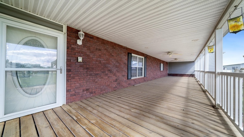 298 IL RT 2, DIXON, Illinois 61021, 3 Bedrooms Bedrooms, ,3 BathroomsBathrooms,House,For Sale,IL RT 2,202505290