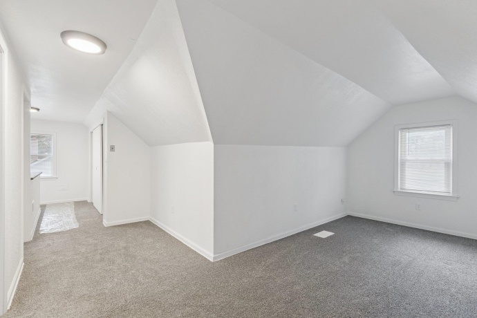 2111 Bell, ROCKFORD, Illinois 61103, 4 Bedrooms Bedrooms, ,3 BathroomsBathrooms,House,For Sale,Bell,202507330