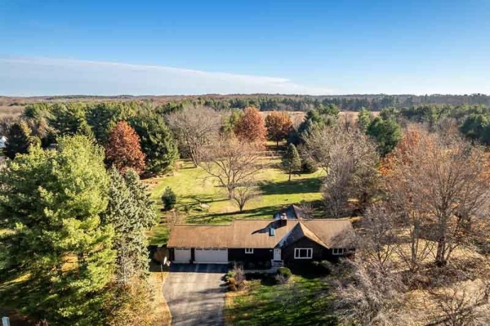 10077 JESTERS ROW, ROSCOE, Illinois 61073, 3 Bedrooms Bedrooms, ,2 BathroomsBathrooms,House,For Sale,JESTERS ROW,202507415