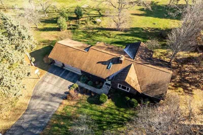 10077 JESTERS ROW, ROSCOE, Illinois 61073, 3 Bedrooms Bedrooms, ,2 BathroomsBathrooms,House,For Sale,JESTERS ROW,202507415