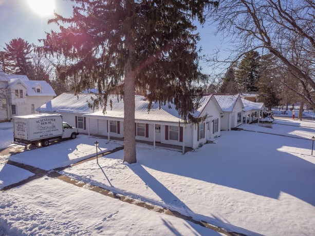 207 Broadway, MOUNT CARROLL, Illinois 61053, ,Business W/ Real Estate,For Sale,Broadway,202507417