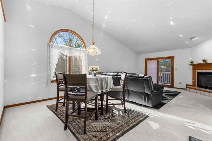 5334 Dierks, ROCKFORD, Illinois 61108, 2 Bedrooms Bedrooms, ,2 BathroomsBathrooms,Condominium,For Sale,Dierks,202507418