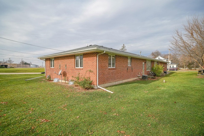 429 Union, BYRON, Illinois 61010, 2 Bedrooms Bedrooms, ,1 BathroomBathrooms,Condominium,For Sale,Union,202507420