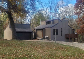 2 Sylvan, GALENA, Illinois 61036, 4 Bedrooms Bedrooms, ,2 BathroomsBathrooms,House,For Sale,Sylvan,202503047