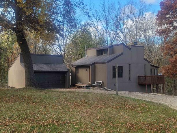 2 Sylvan, GALENA, Illinois 61036, 4 Bedrooms Bedrooms, ,2 BathroomsBathrooms,House,For Sale,Sylvan,202503047