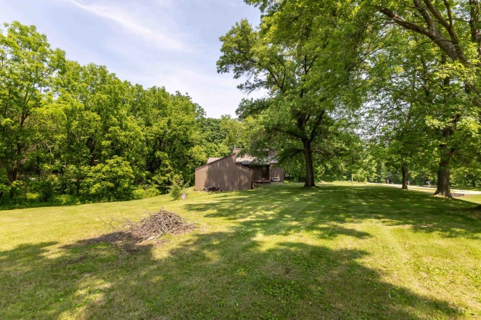 2 Sylvan, GALENA, Illinois 61036, 4 Bedrooms Bedrooms, ,2 BathroomsBathrooms,House,For Sale,Sylvan,202503047